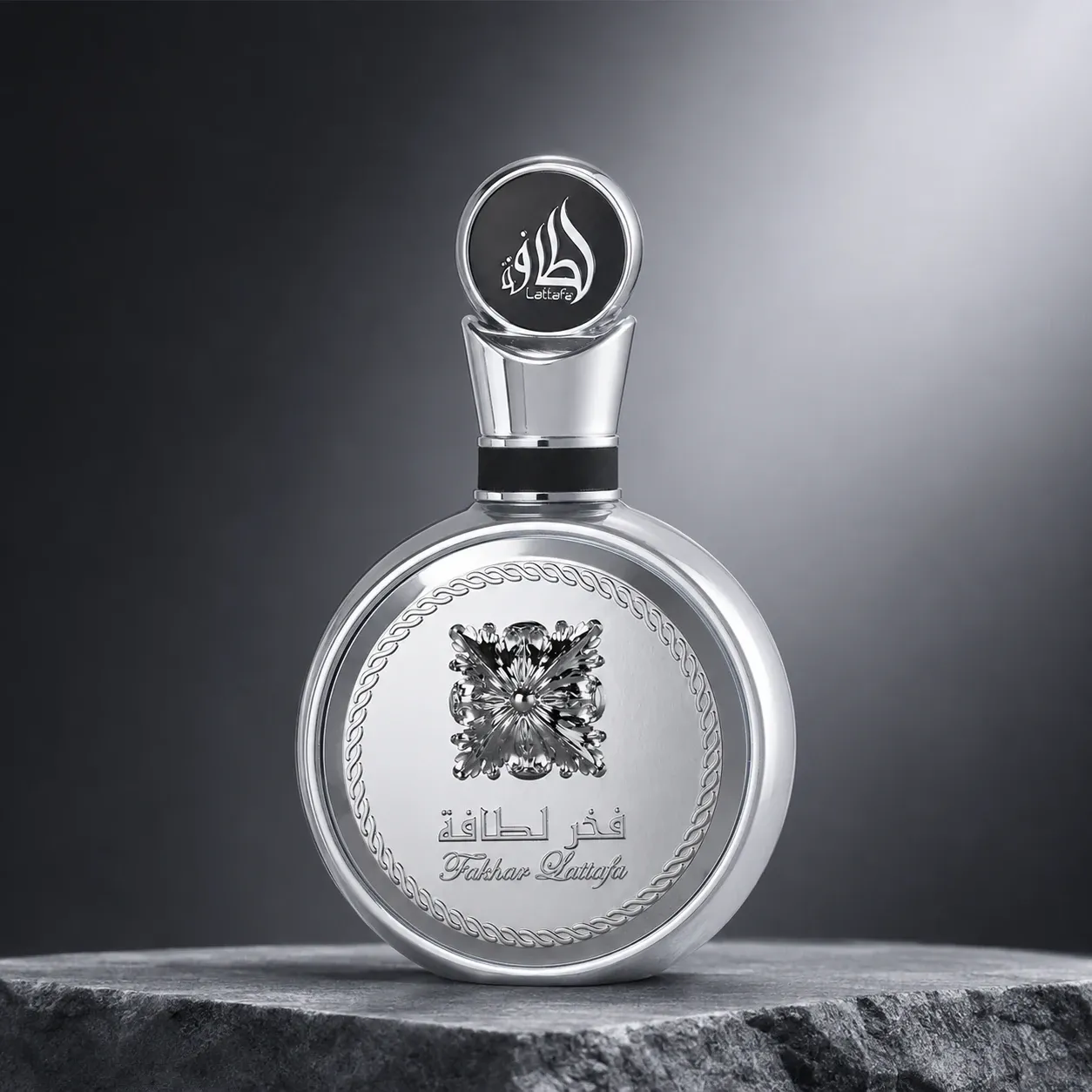 Lattafa Fakhar Lattafa Platinum perfume bottle